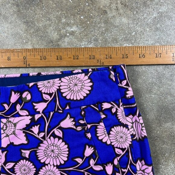 J. Crew Blue and Pink Floral ShortsSize: 2 - Picture 6 of 7